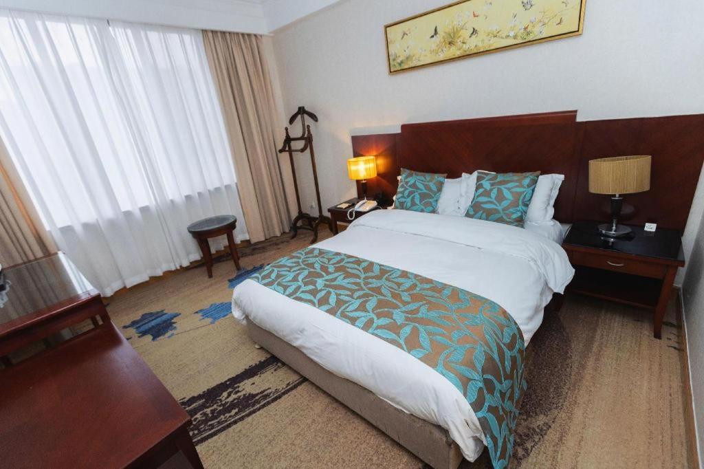 Qingdao Royal Garden Hotel Luaran gambar