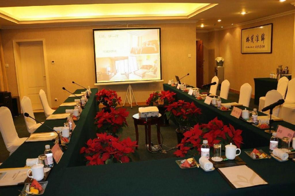 Qingdao Royal Garden Hotel Luaran gambar