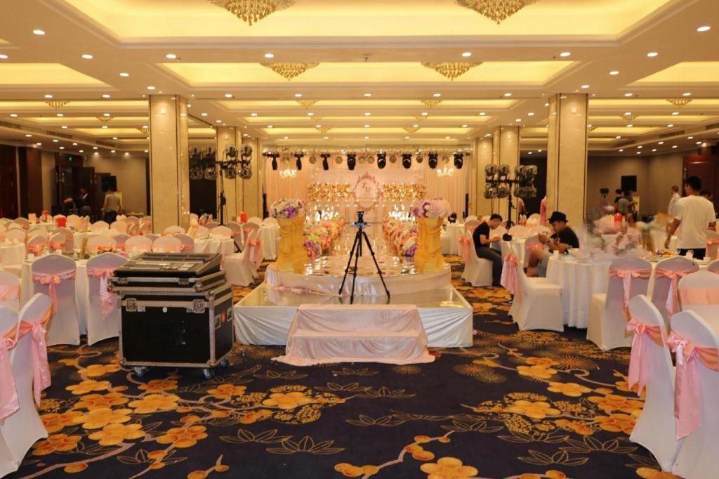 Qingdao Royal Garden Hotel Luaran gambar