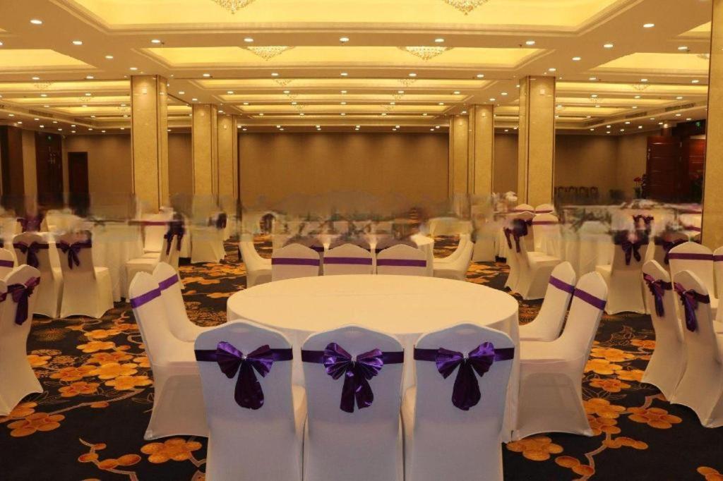 Qingdao Royal Garden Hotel Luaran gambar